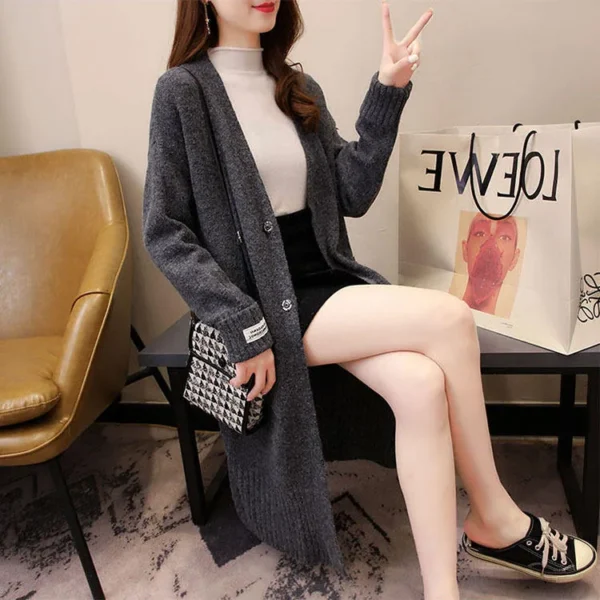 2025 Autumn New Arrival Women's Long Sleeve Loose Fit Open Chest Poncho image 02 | StitchQuote 2025 Autumn New Arrival Women's Long Sleeve Loose Fit Open Chest Poncho product image for private label apparel manufacturing, view 2